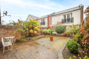 Photo 17- click for photo gallery